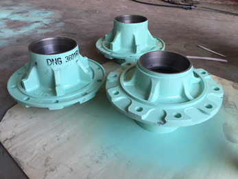 WHEEL HUB